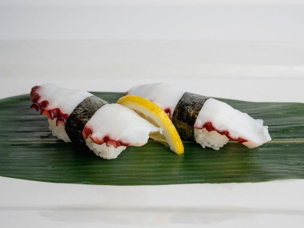 Tako Sushi (2pcs)