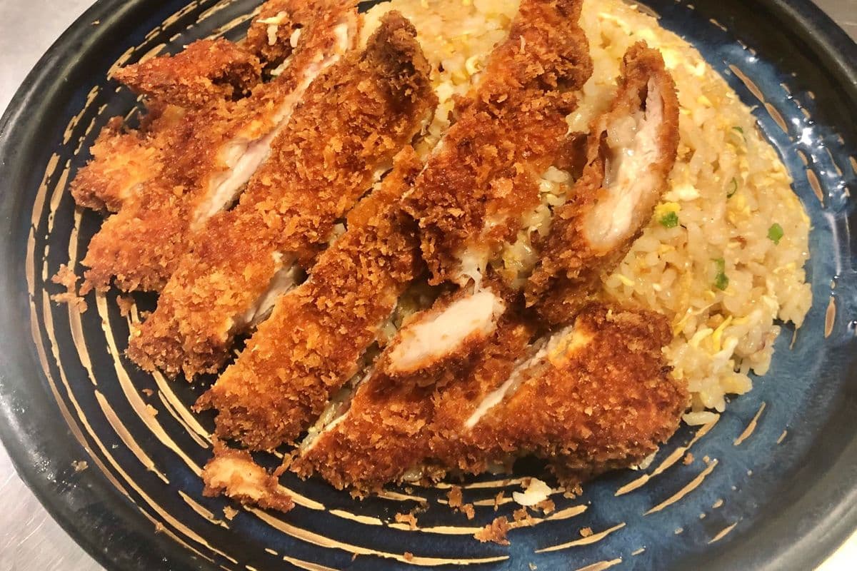 Chicken Katsu Egg Fried rice香酥鸡排蛋炒饭