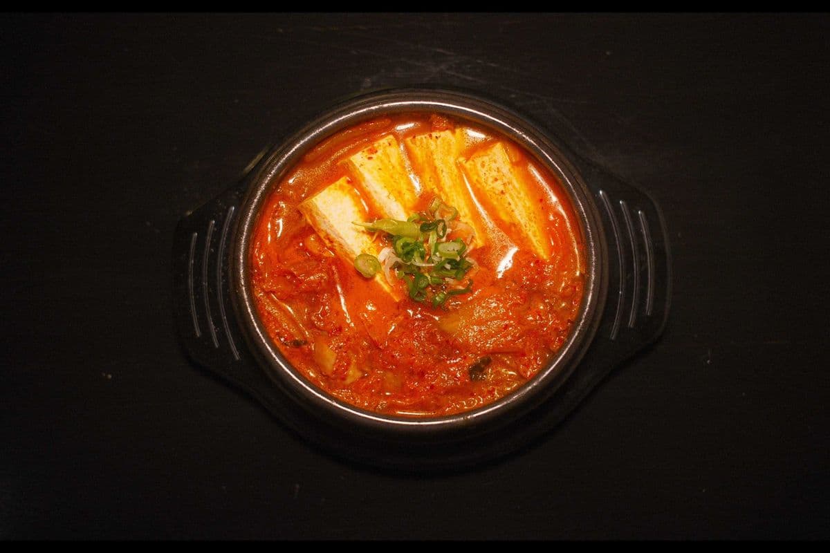 Kimchi jjigae