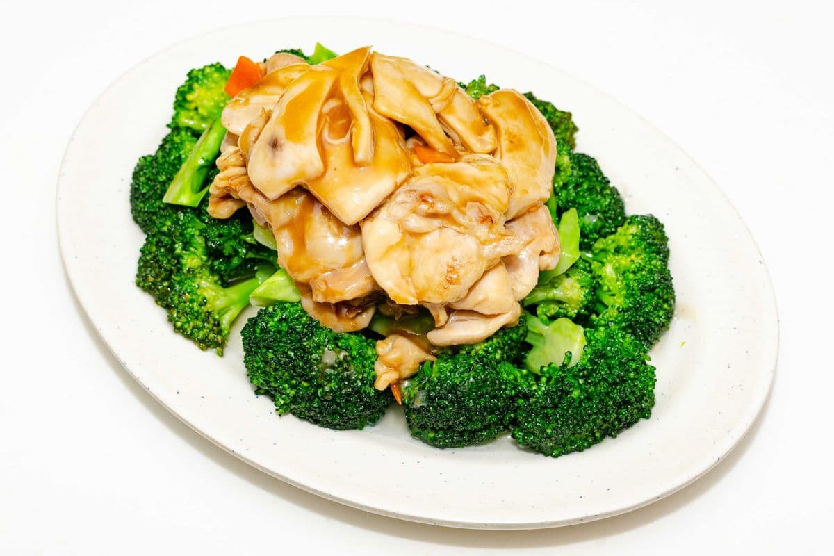 022A Chicken with Broccoli 雞球百加利