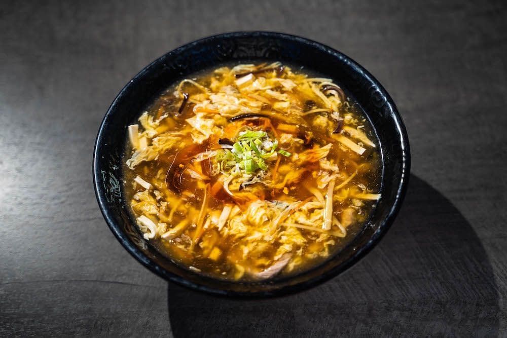 Taiwanese Shredded Pork Hot & Sour Soup w/ Tofu (Spicy) / 台式酸辣湯(辣)(含豬肉絲)