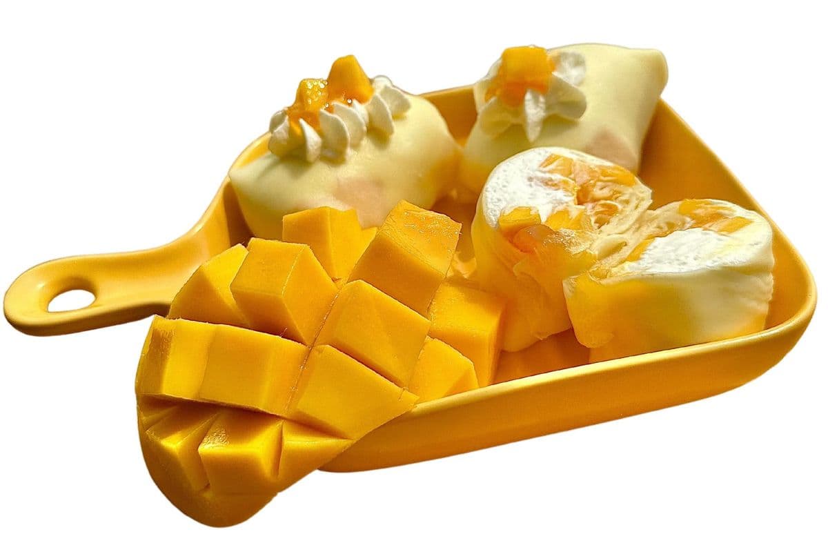 Mango Crepes
