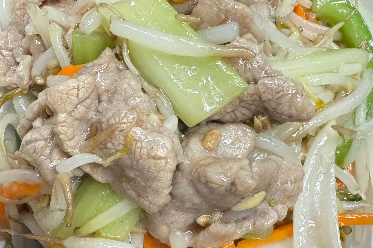 Beef Chop Suey 牛肉什碎