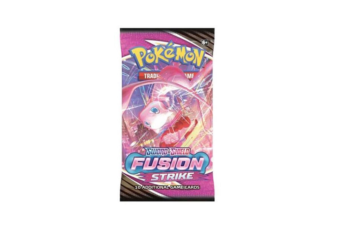 Pokemon Sword & Shield Fusion Strike