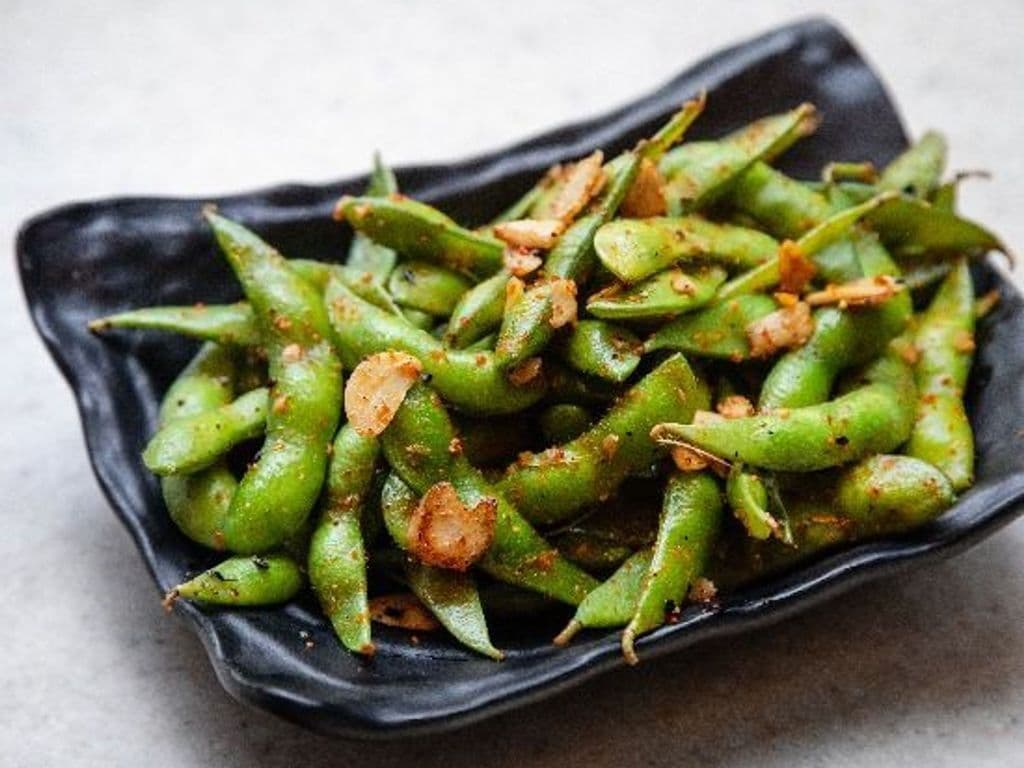 Spicy Garlic Edamame