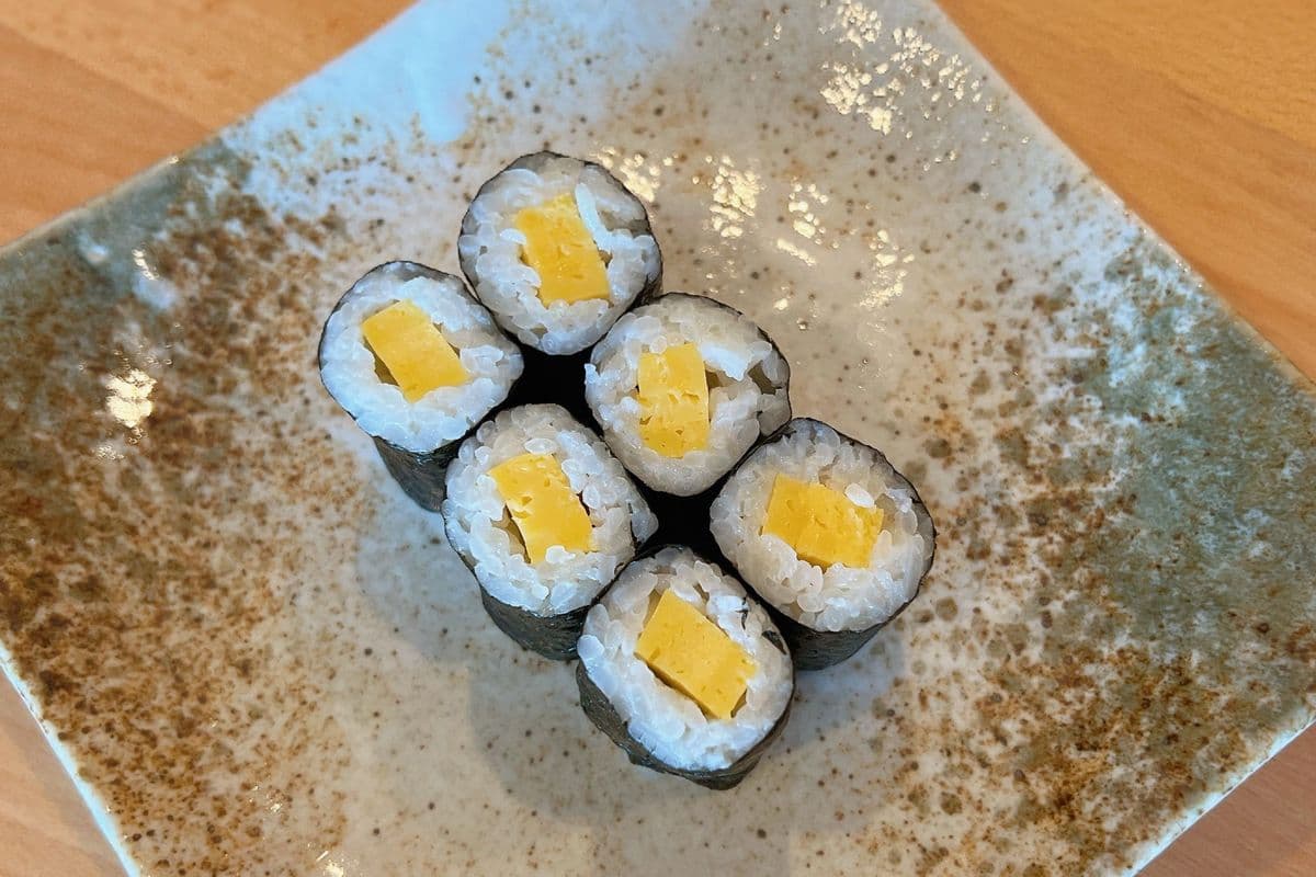 Tamago (Egg) Maki (6 pcs)
