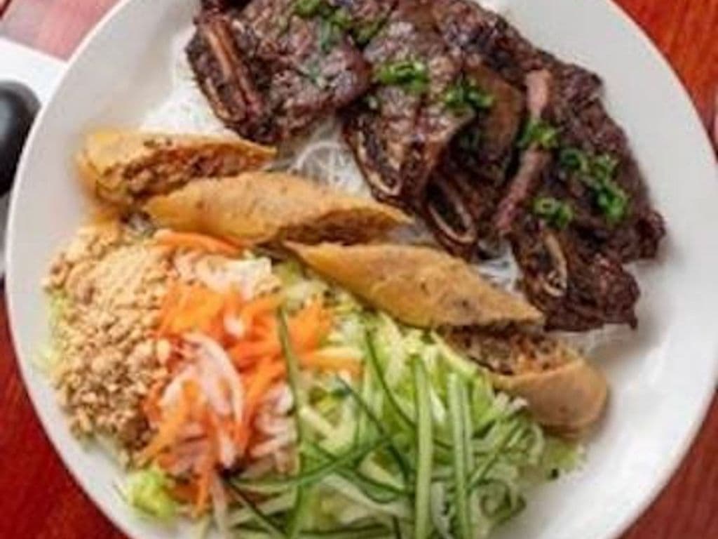 49 - Bun Bo Cha Gio