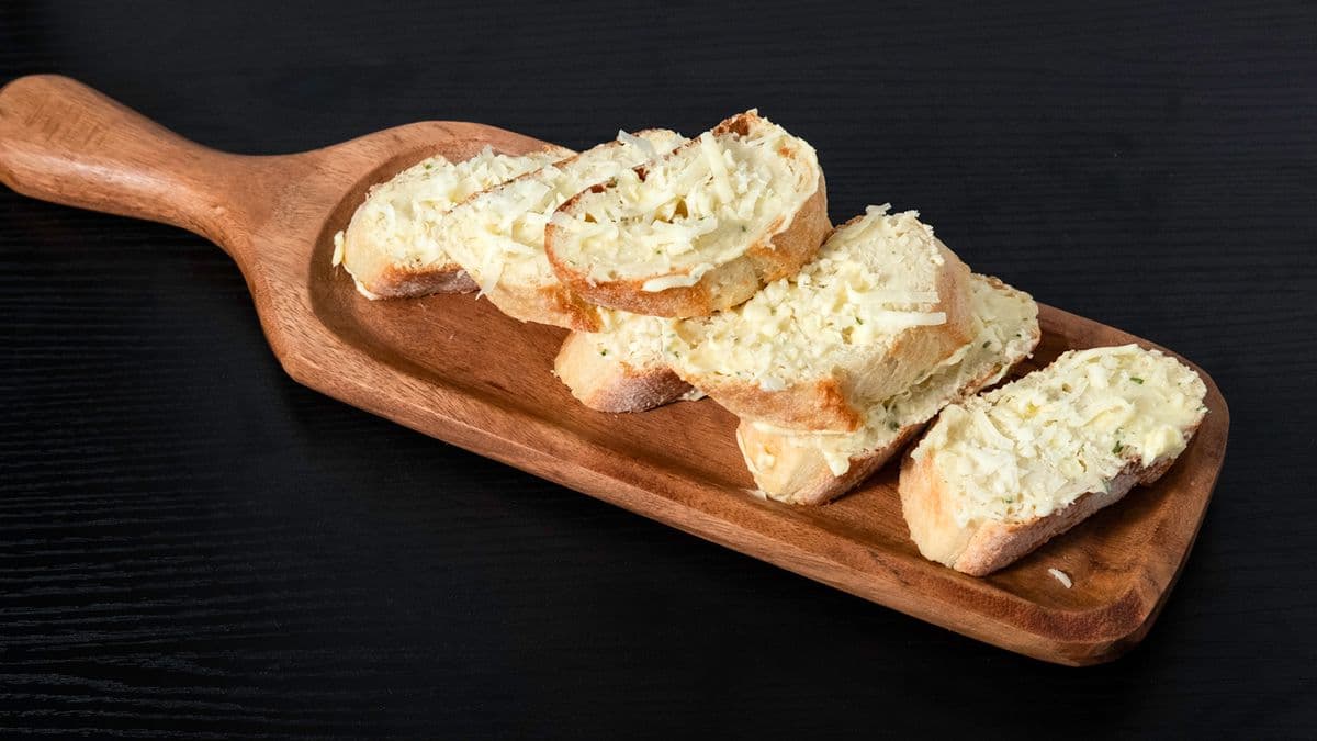 Garlic Bread + Marinara Dip