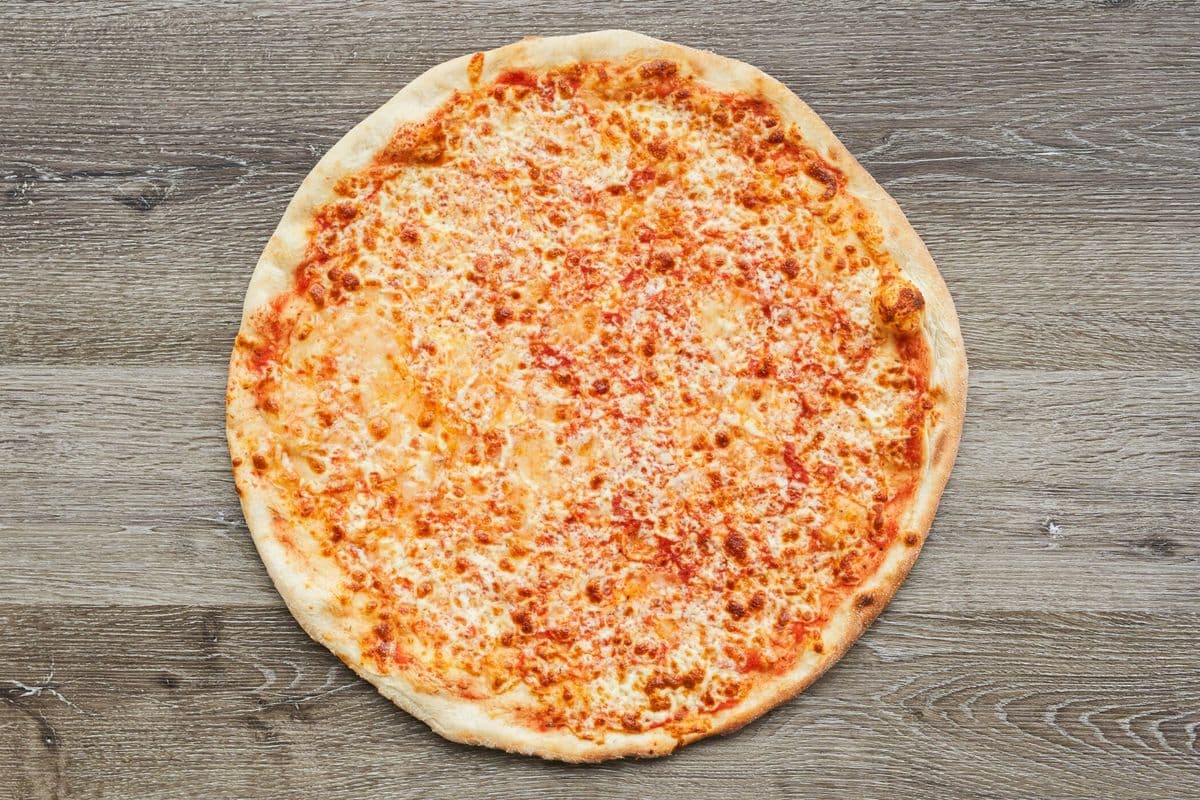 18 CHEESE Pizza