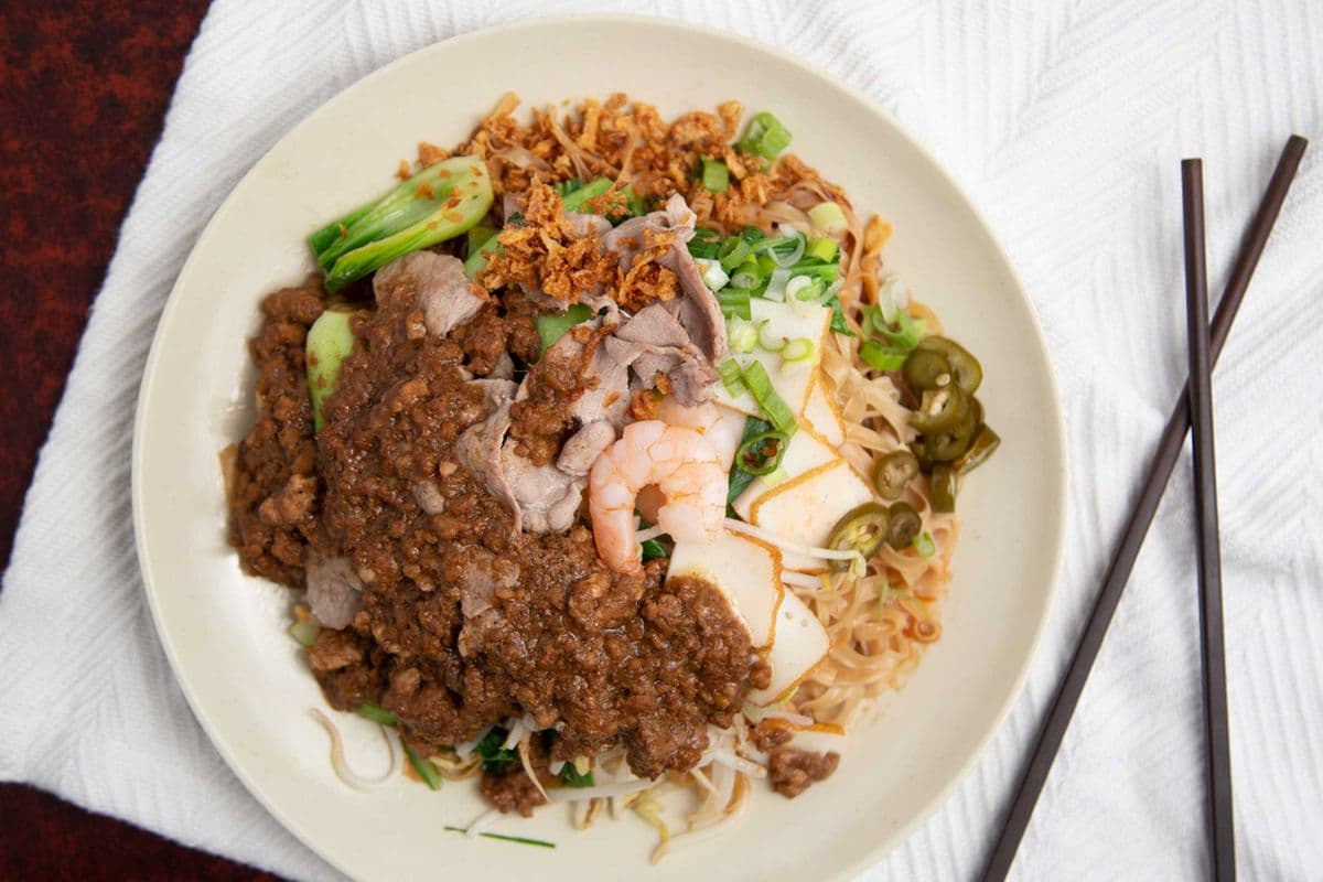 Mee Pok