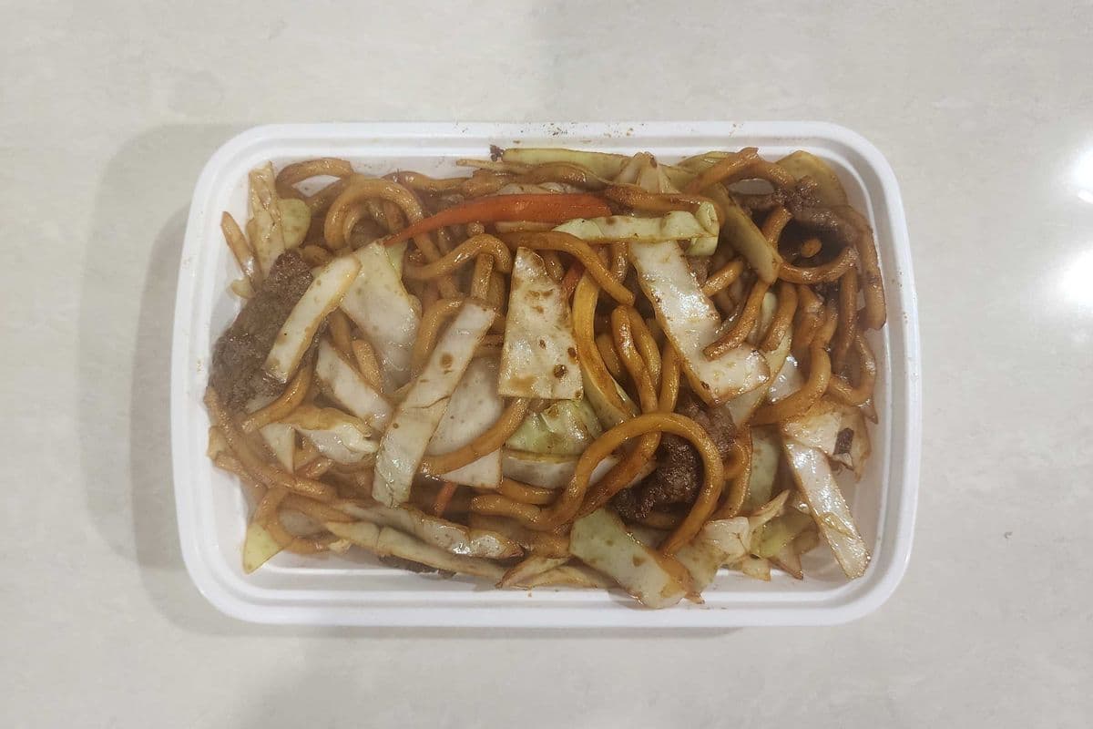 153. Shanghai Noodle With Chicken or Beef
