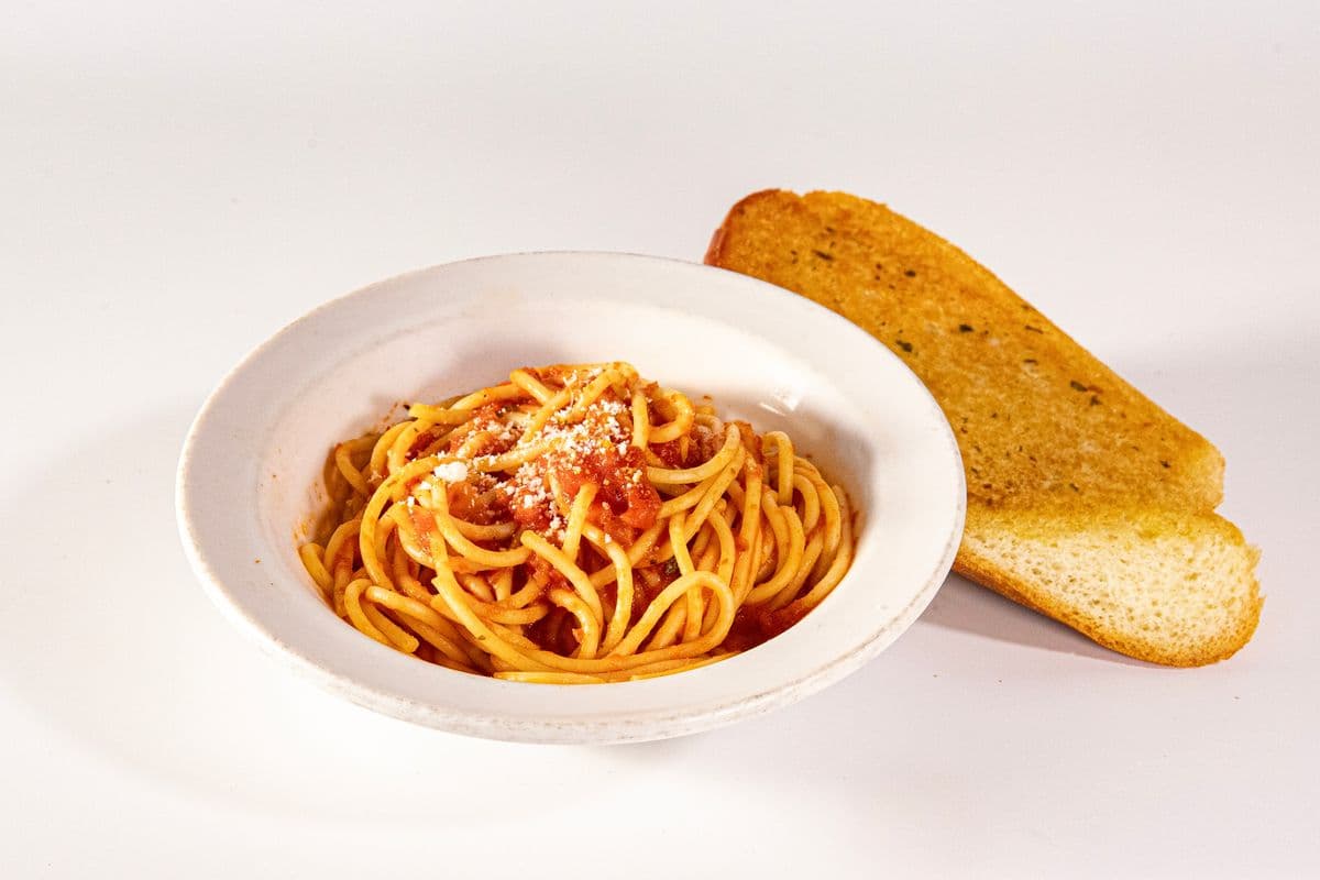 Kids' Spaghetti Pomodoro