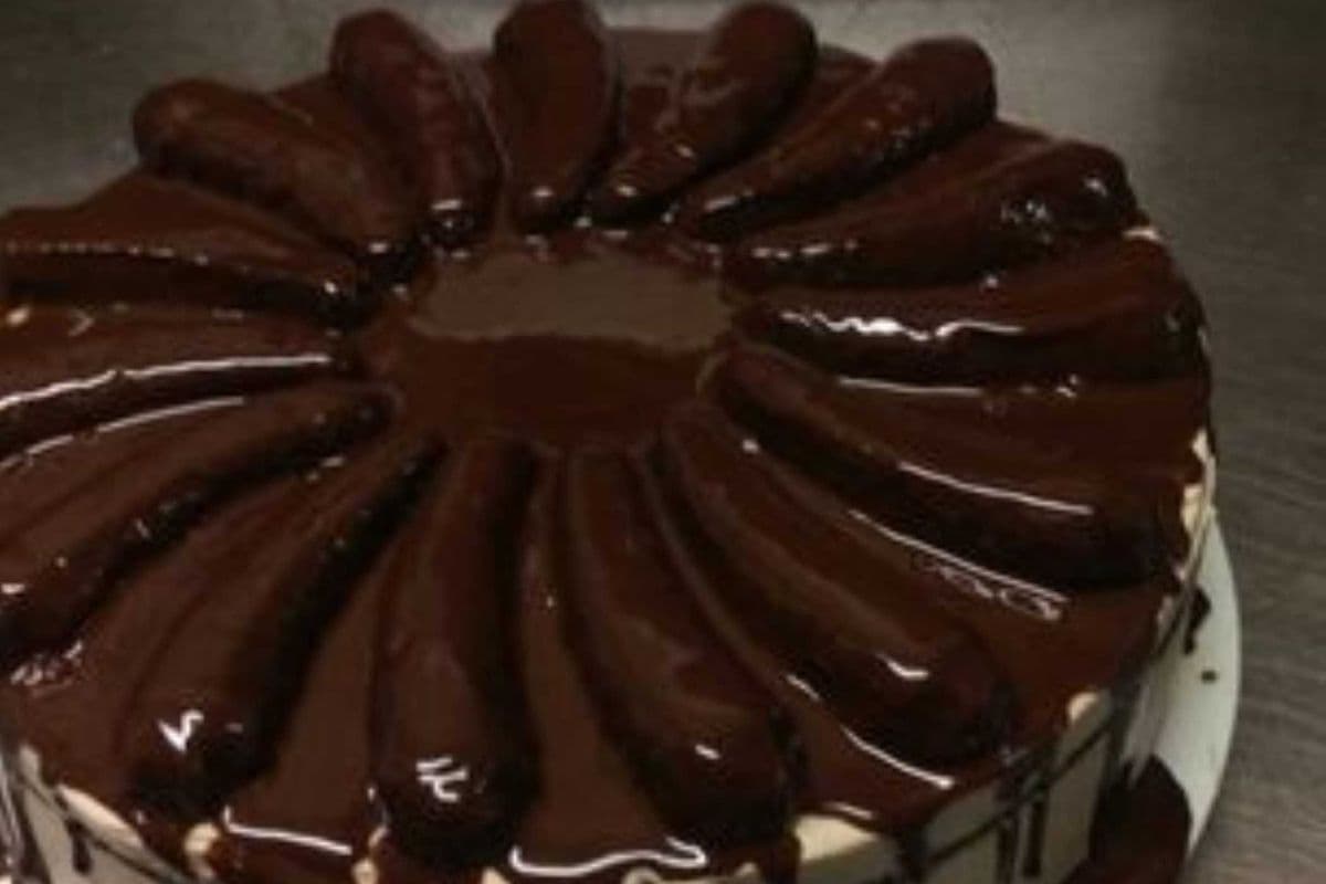 Assorted Fine Homemade Cakes