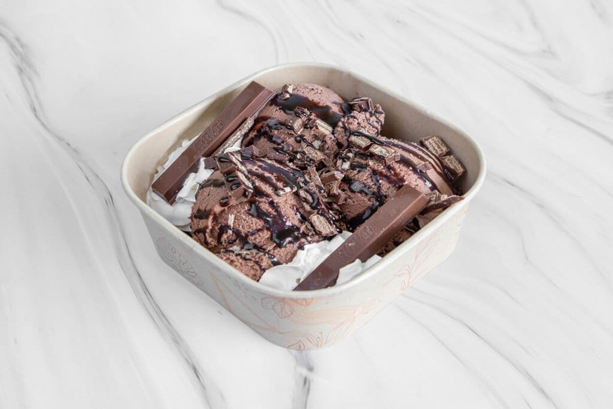KitKat Ice Cream Bowl