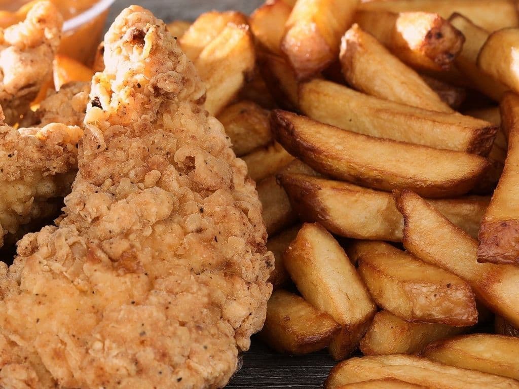 CHILDREN'S - CHICKEN STRIPS MEAL