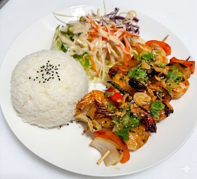R1. Riz au Crevettes Grille/ Grilled Shrimps with Rice
