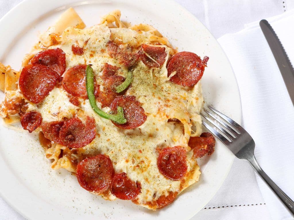 LASAGNE TOUT GARNIE AVEC PAIN A LAIL 