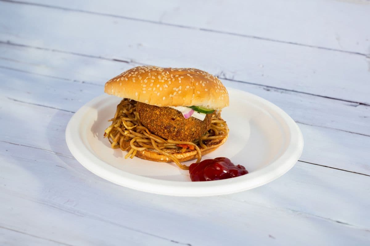 Vegetable Noodle Tikki Burger