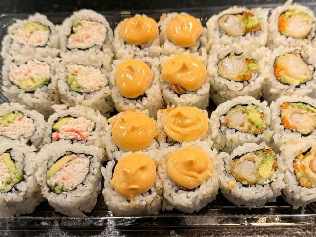 Assorted Roll Combo (24 pcs)