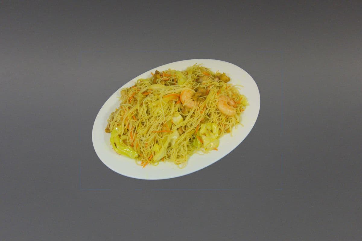 Singapore Fried Vermiceli (Chicken and Shrimp)