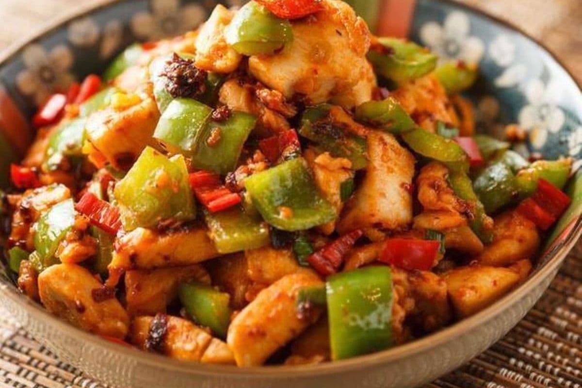 Spicy Chicken Ding (辣子鸡丁)