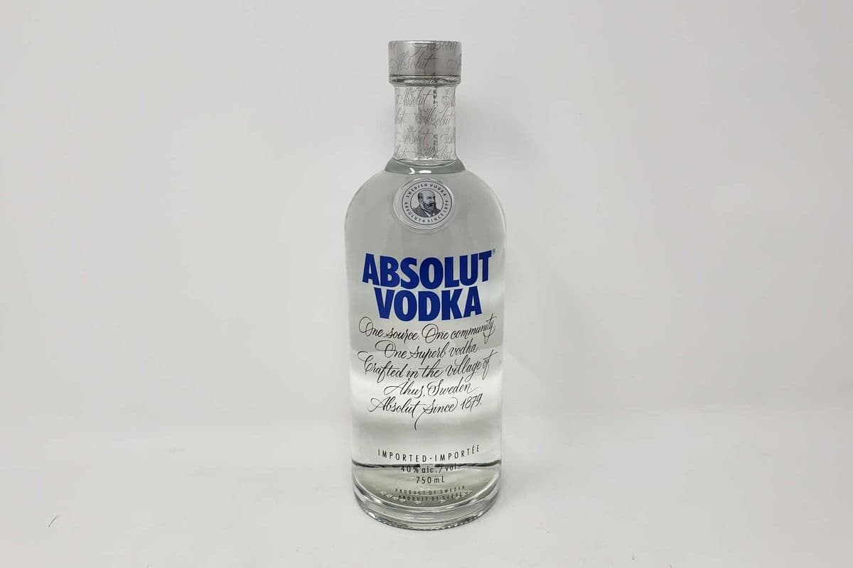 Absolut Vodka 750 (1 x 750 ml bottle)