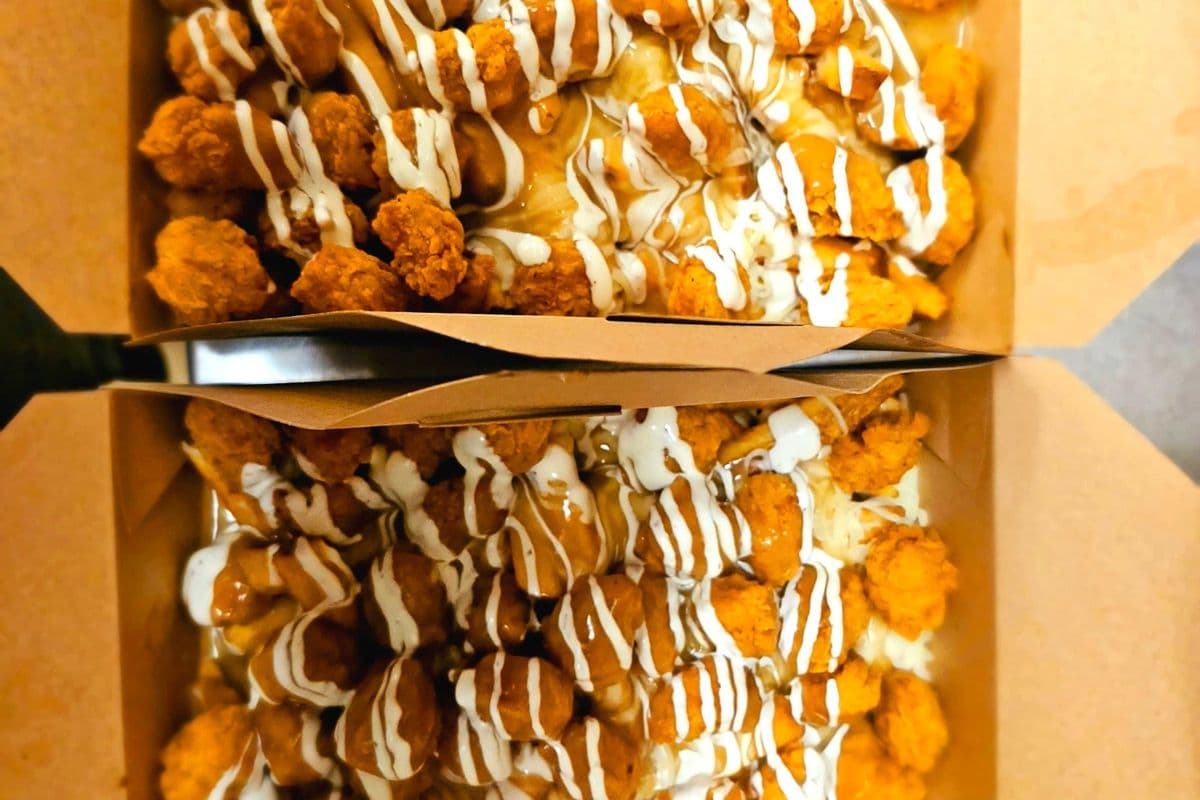 Popcorn Chicken Poutine