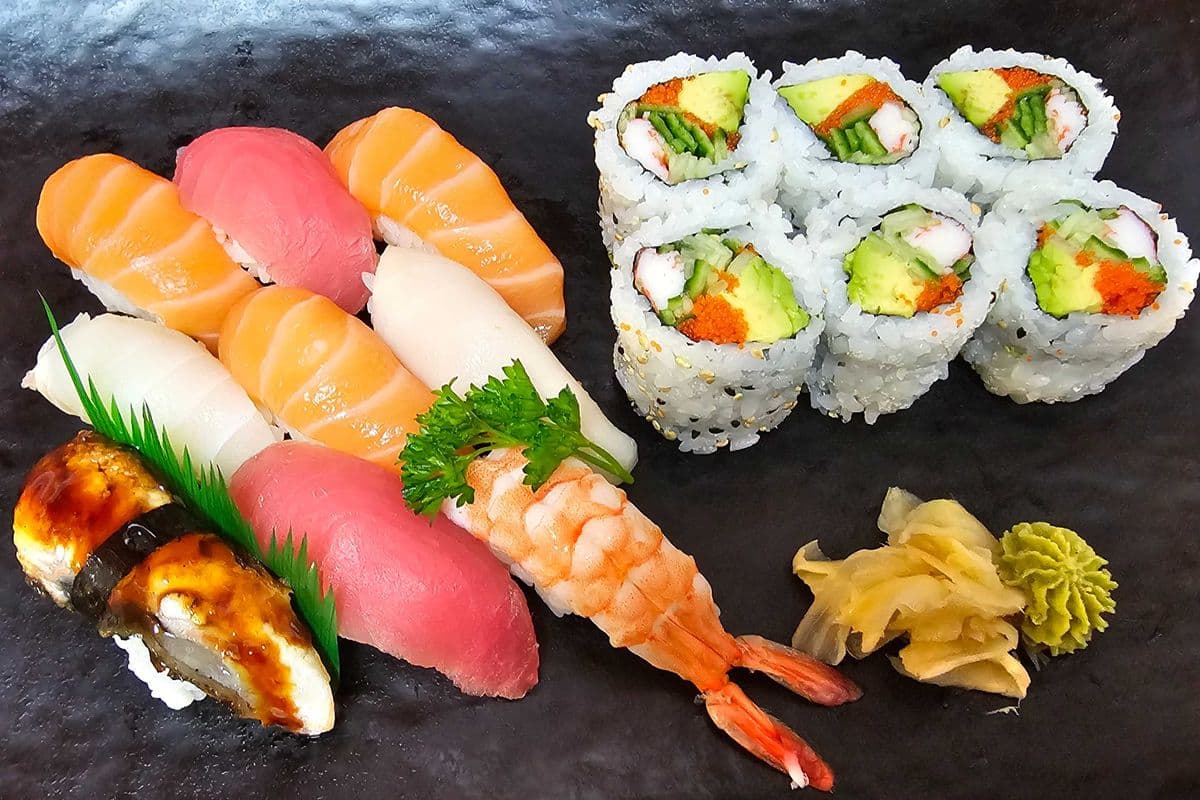 SM2. Sushi Take (15 pcs)