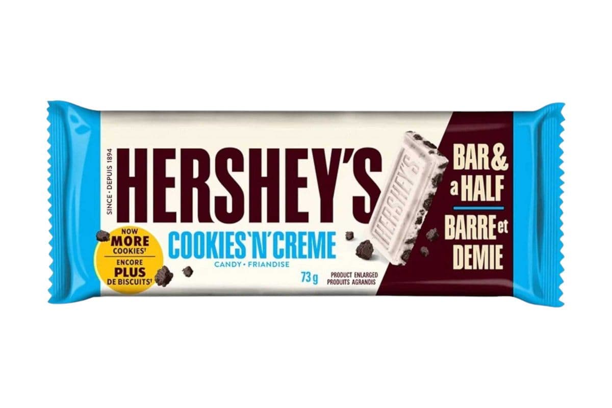 Hershey's Cookies 'n' Cream (73gm) (370 Cal)