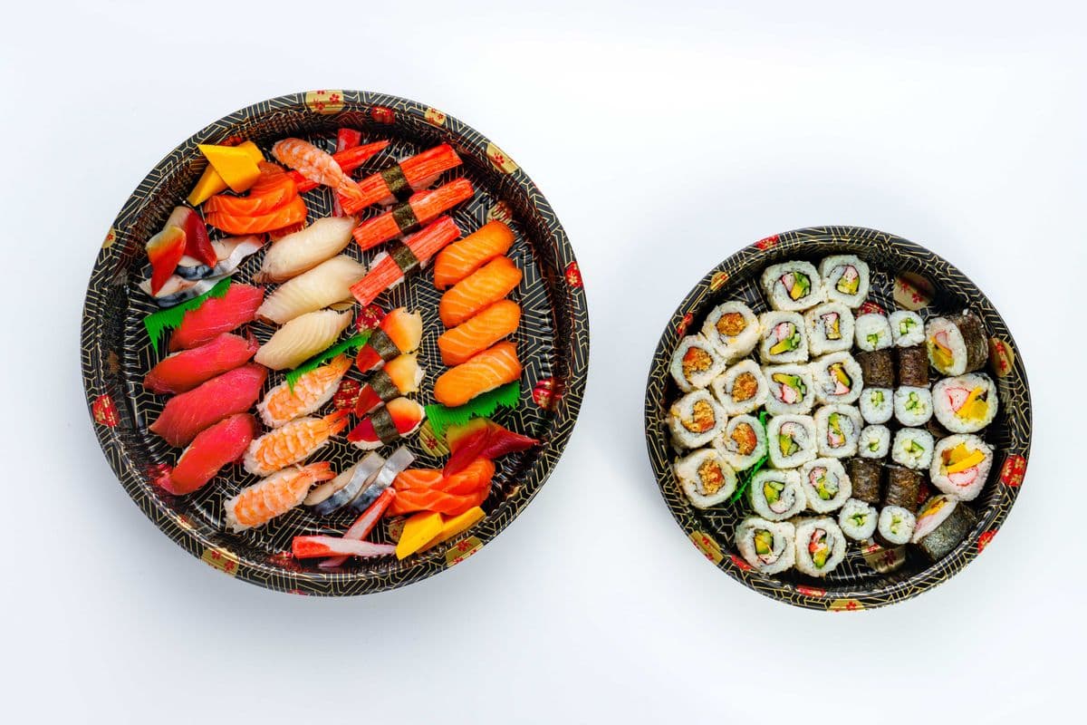 P4. Sashimi, Sushi, and Maki Roll (84 pcs）
