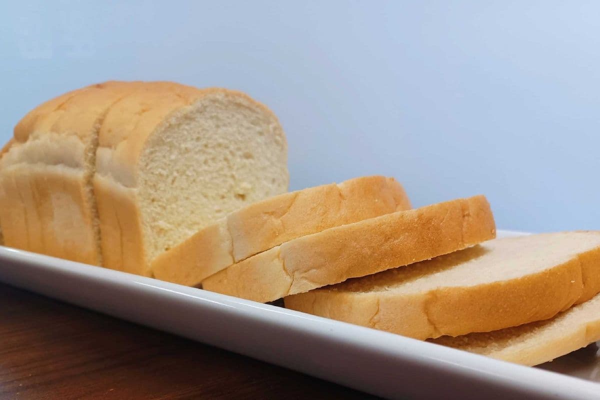 Classic White Bread Loaf