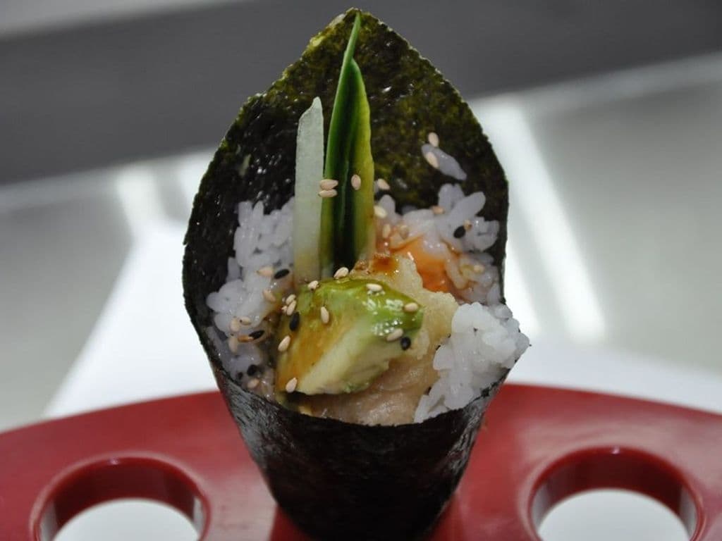 562. Dynamite HandRoll(1pc)
