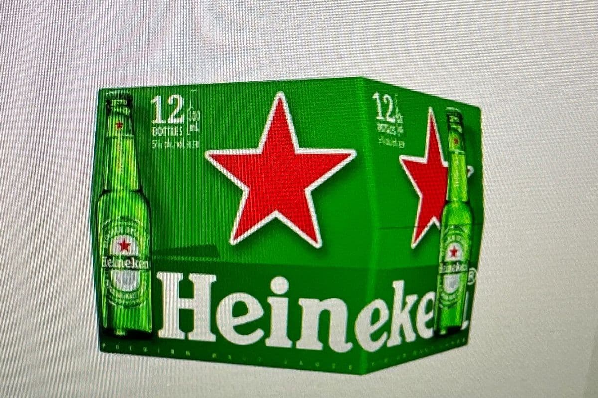 Heineken Pale Lager Beer (12 x 330 ml)