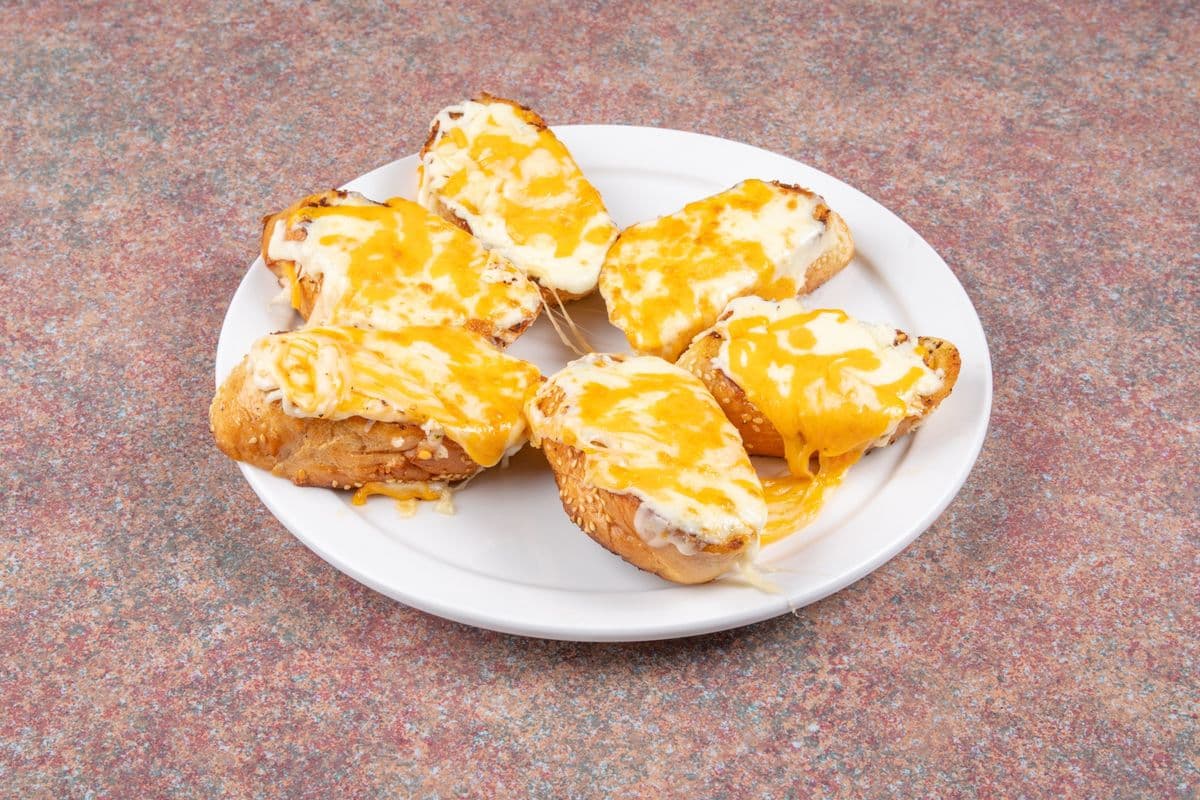 Garlic Bread with Cheese