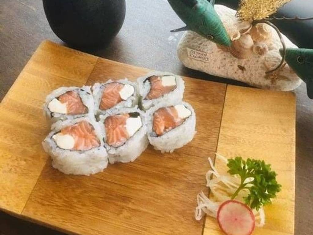 Salmon and Cream Cheese Roll