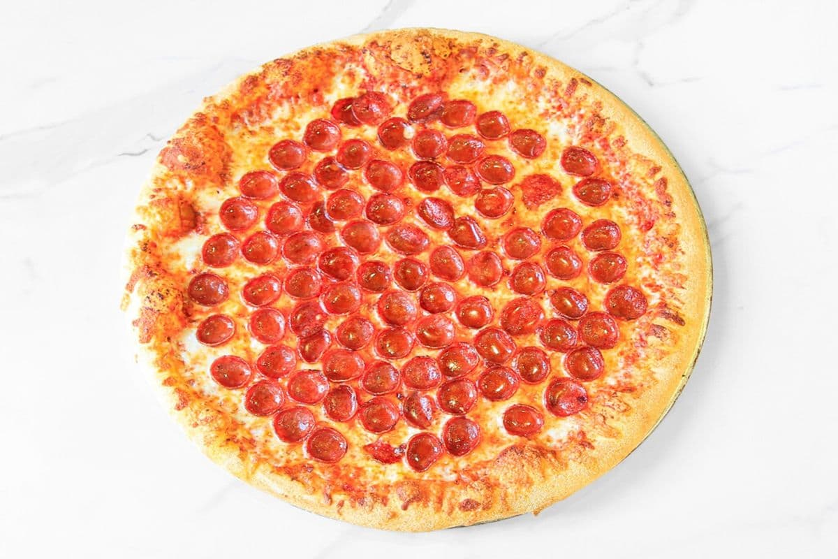 Small Cup and Char Pizza