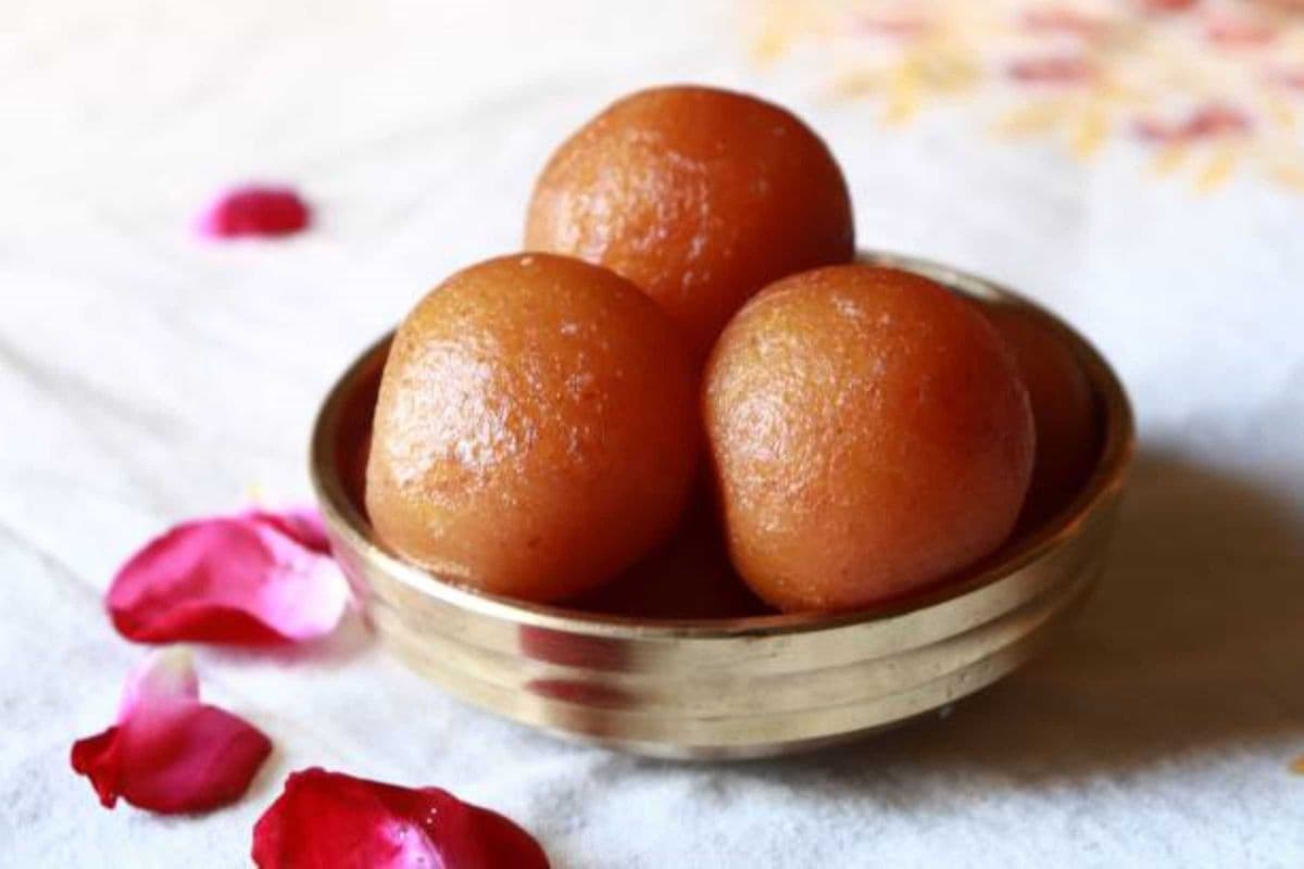 Gulab Jamun (2 Pcs)