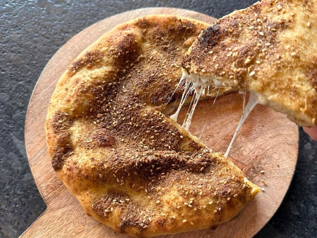 Cheese & Zaatar Deluxe