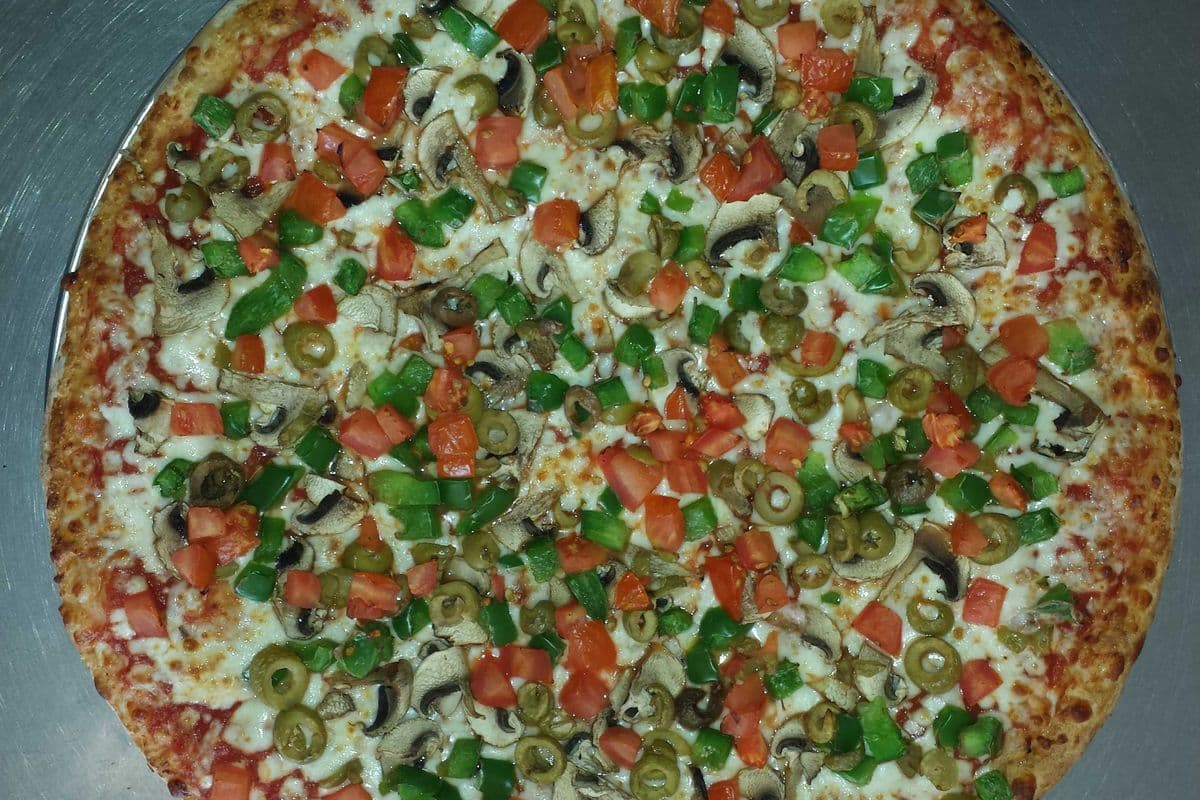 Garden Veggie Deluxe Pizza
