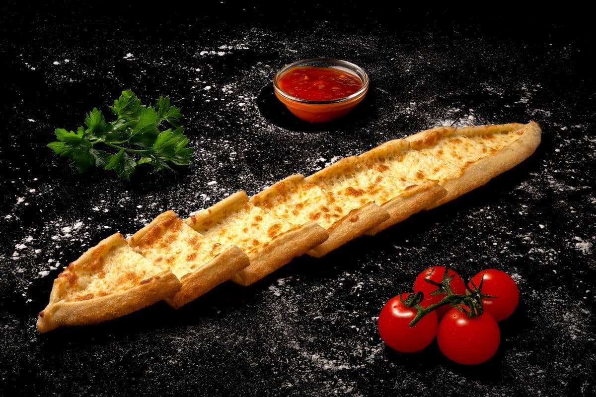 Turkish Pide (Cheese)