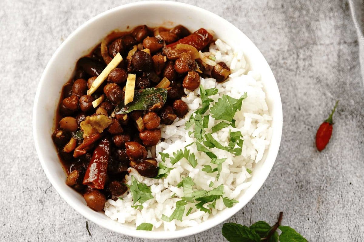 Paneer Korma And Masala Rice Bowl