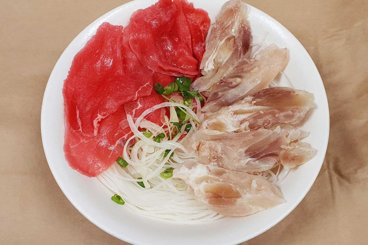 19. Noodle Soup with Rare Steak and Soft Tendon - Pho Tai, Gan