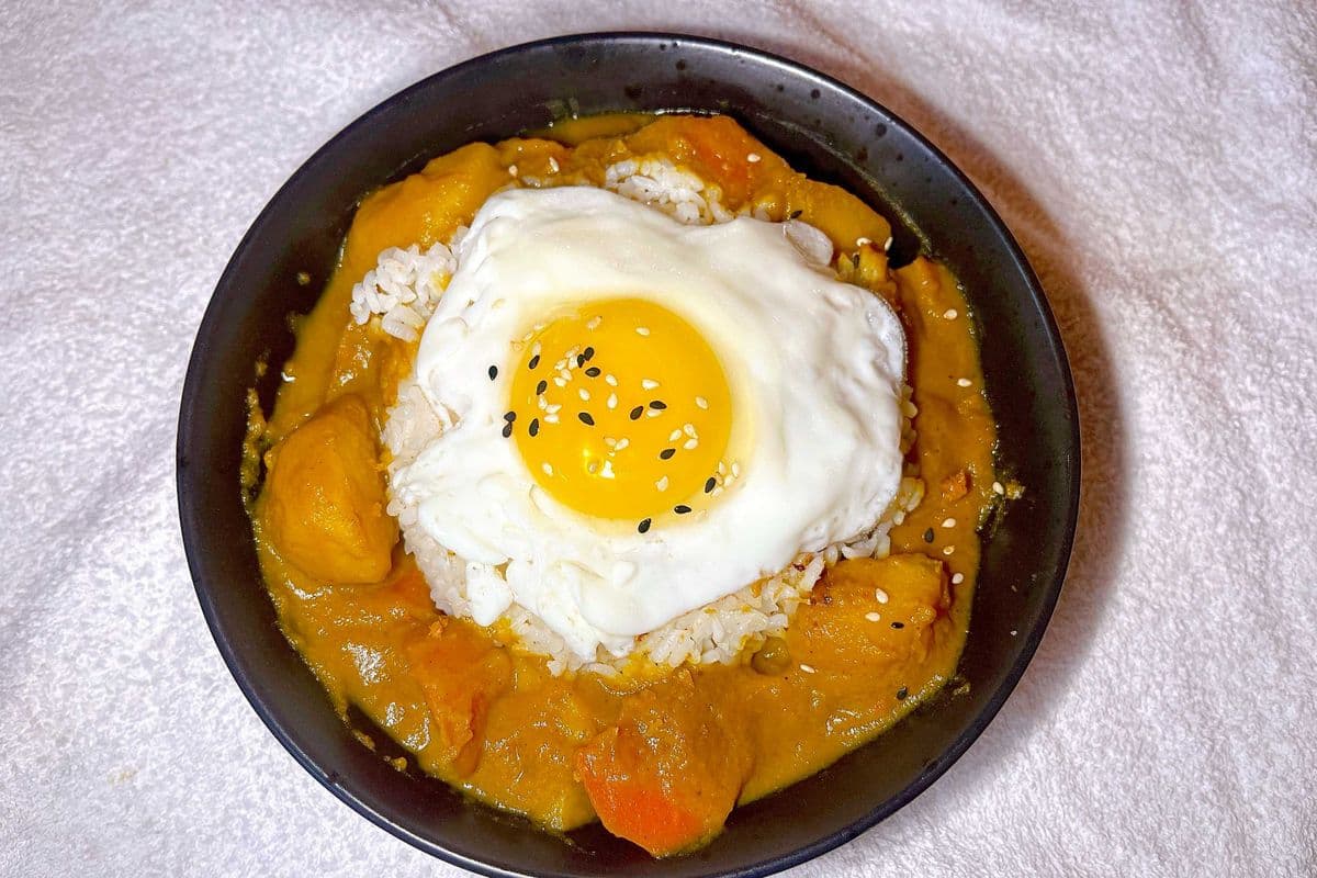 Curry Tamago