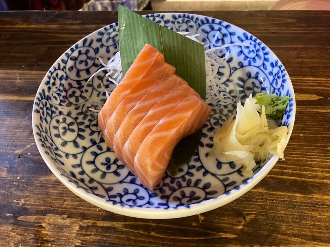Salmon Sashimi (5 pcs)