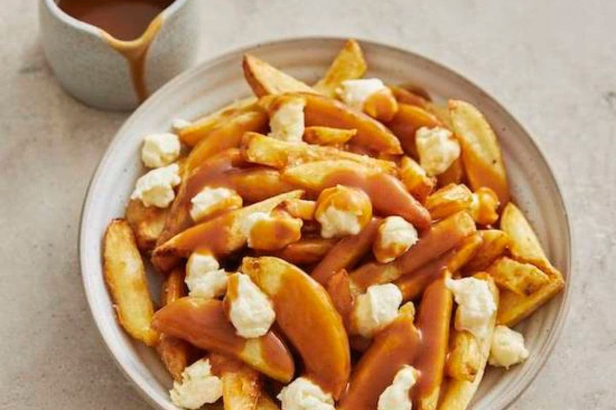 Large Poutine