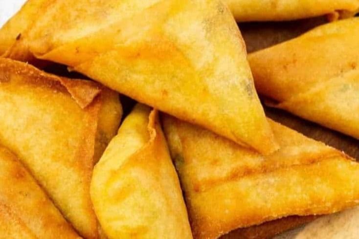 Veggie Samosas (3 pcs)