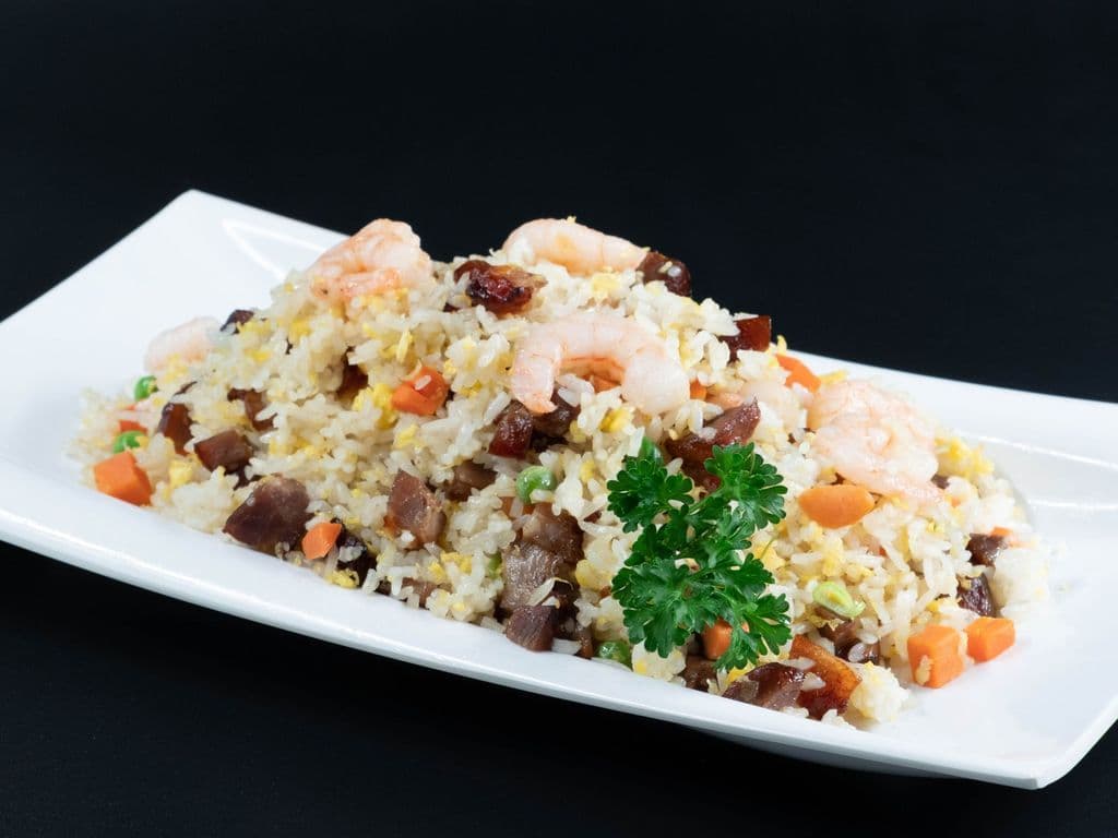 Yangzhou Fried Rice (扬州炒饭)