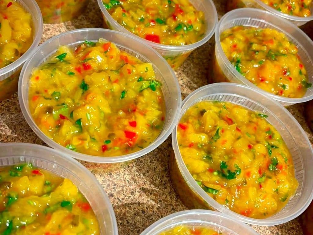 LOCALLY MADE GRINGO PINEAPPLE SALSA 425ML