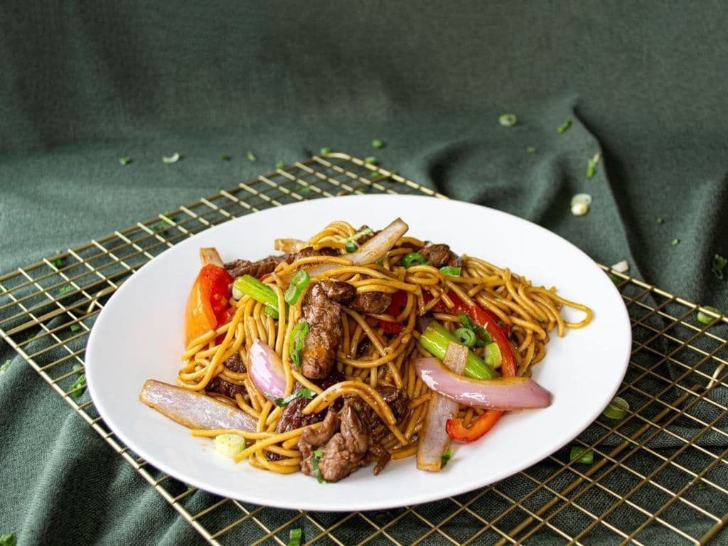 TALLARIN SALTADO