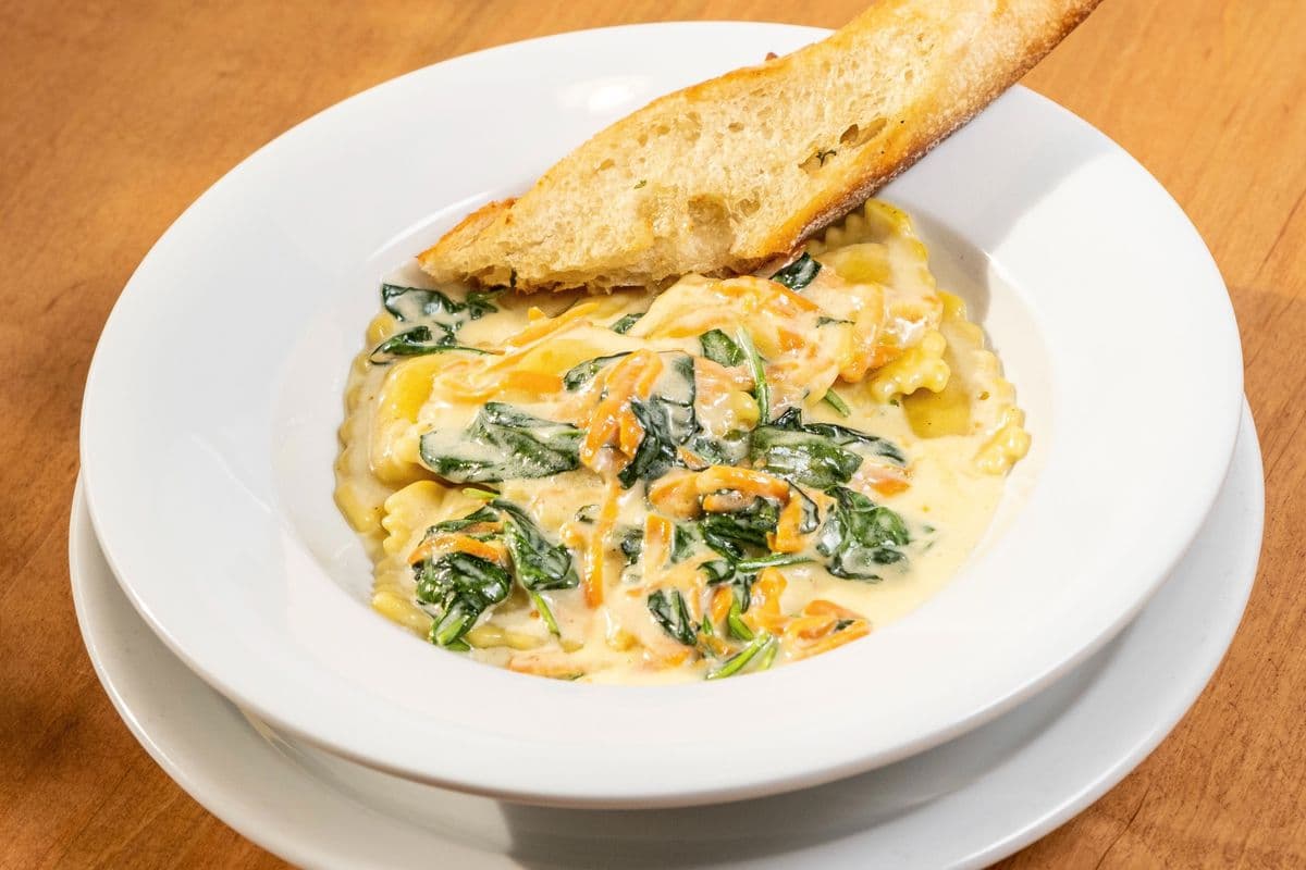 Butternut Squash Ravioli (8 pcs) (Entree)
